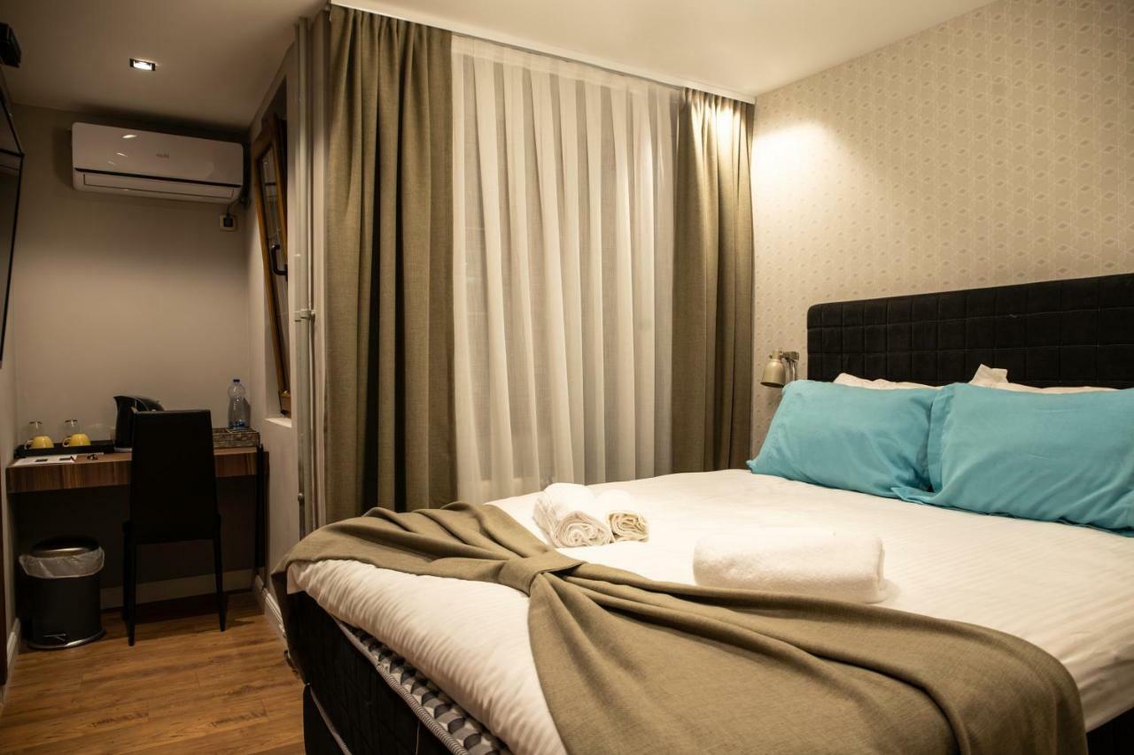 Boulevard Exclusive Pristina Extérieur photo